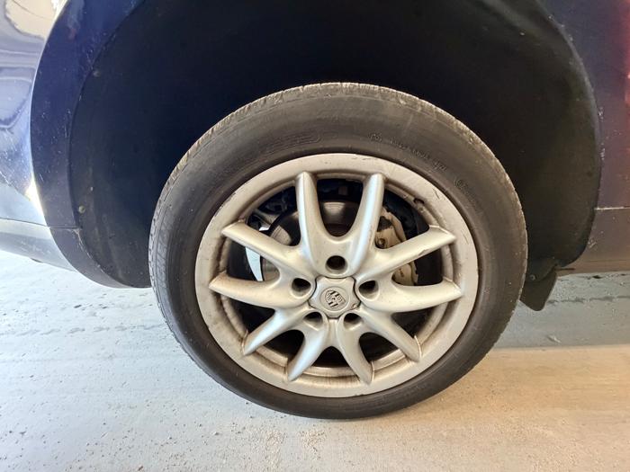 2005 porsche cayenne s with 118438 miles for sale near elk-river, minnesota 1888a5c18388459699175f7b3e2d3d3b.jpeg