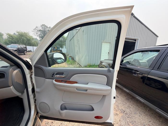 2008 gmc yukon slt-1-4wd with 242684 miles for sale near elk-river, minnesota 18a3e53c796046e58a4b373dd0fec90d.jpeg
