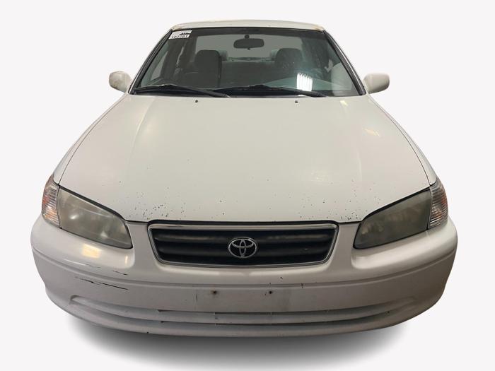 2000 Toyota Camry
