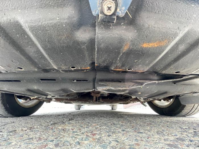 2005 toyota prius 4-door-liftback with 172513 miles for sale near elk-river, minnesota 18d2748eb9524b238a58c225d24f863d.jpeg