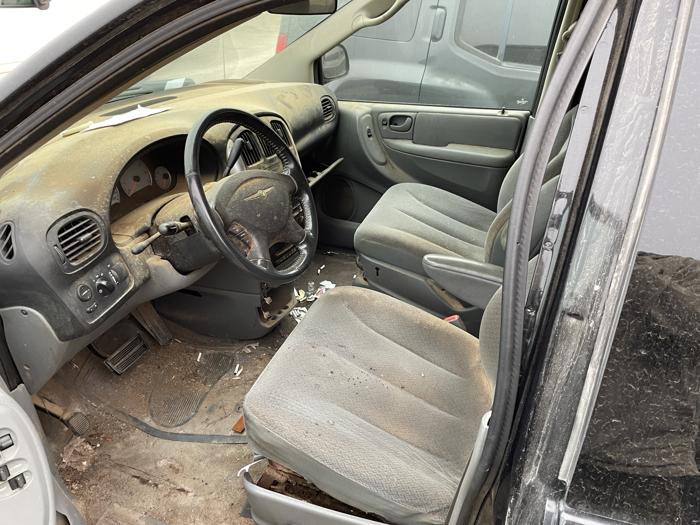 2005 chrysler town-and-country touring with 266893 miles for sale near elk-river, minnesota 18d82ac7124c4987ae54b1d54327f3fb.jpg