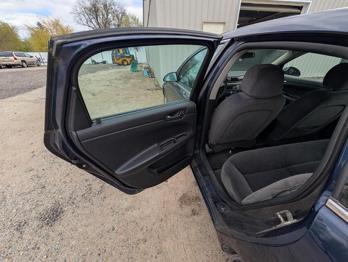 2007 chevrolet impala ls with 315719 miles for sale near elk-river, minnesota 1938e8f8479341d19a84c3ebf44ba476.jpg