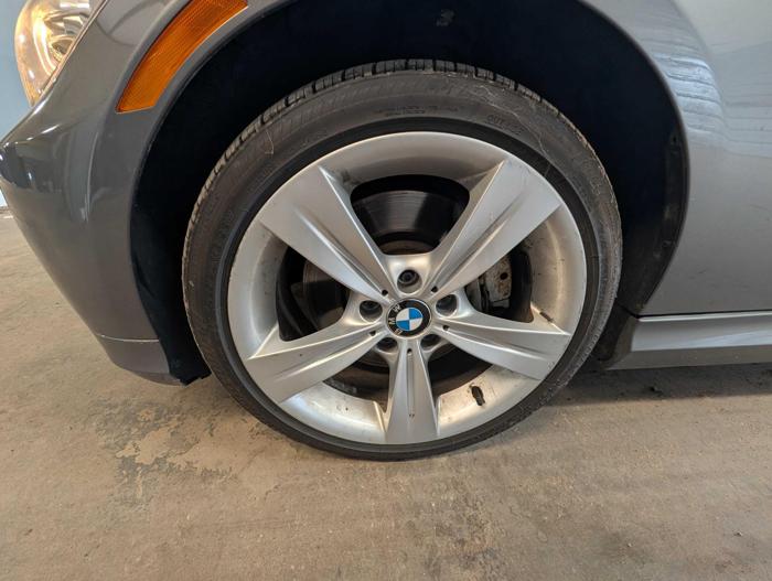2011 bmw 3-series 335i-xdrive-sa with 107912 miles for sale near elk-river, minnesota 193e16fad4524a14bcaacb86124f4c5f.jpg