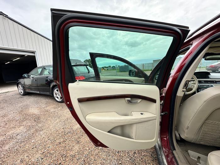 2012 volvo xc70 3.2-premier with 163464 miles for sale near elk-river, minnesota 1952ba11c10147d694325e5ce955b82e.jpeg