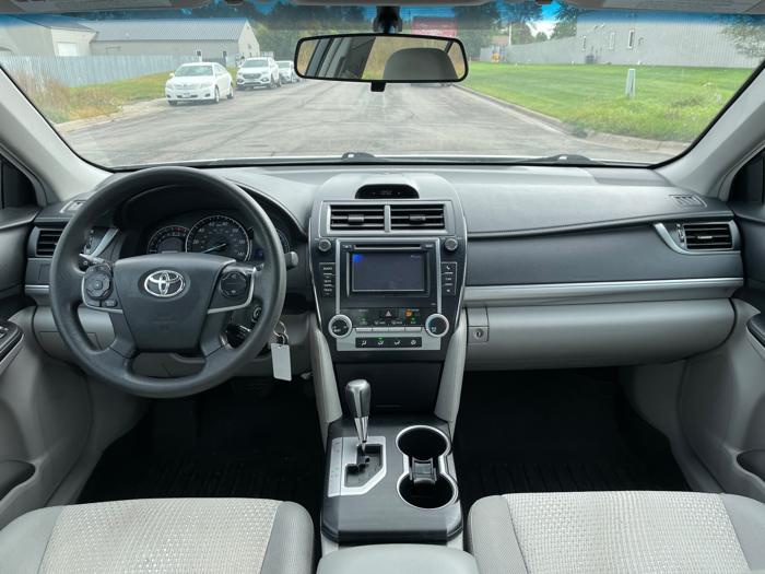 2012 toyota camry se with 161622 miles for sale near elk-river, minnesota 1965bb4c945e4655a2b3be2e892936e4.jpeg