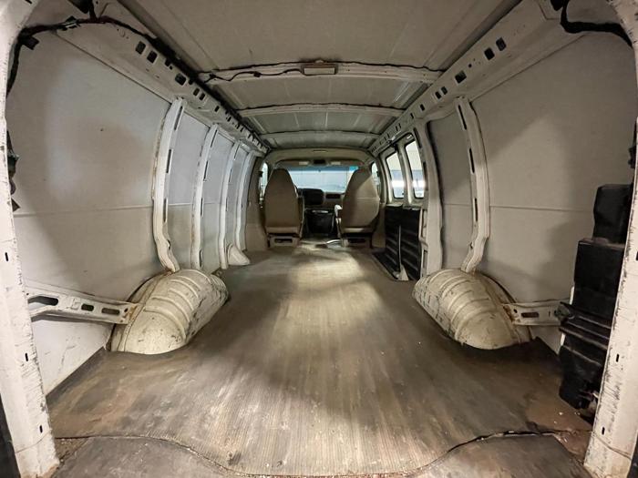 2002 Chevrolet Express