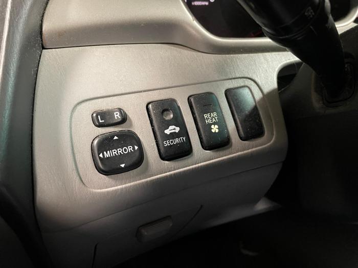 2005 toyota highlander base with 325337 miles for sale near elk-river, minnesota 198b8b5ae91348a1b890685f39645f45.jpg