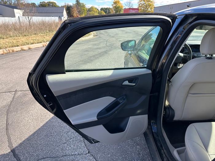 2015 ford focus se-hatch with 188633 miles for sale near elk-river, minnesota 198c4fb99a284c0498afd55ed52633a0.jpeg