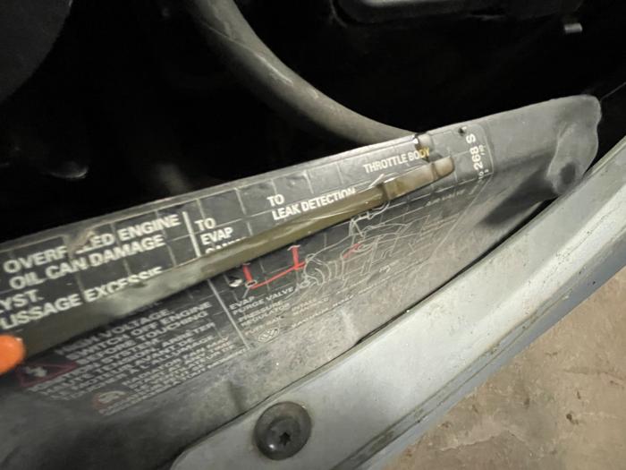 2003 volkswagen new-beetle gls-2.0l with 148944 miles for sale near elk-river, minnesota 198dde7121c44784b2b1841fb18afc80.jpeg