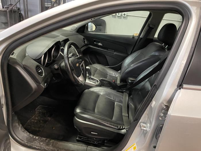 2015 chevrolet cruze 2lt with 114277 miles for sale near elk-river, minnesota 1994c7aec0644f2e88e1a74a46333a77.jpg
