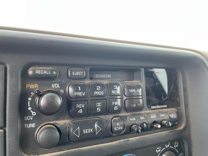 1999 chevrolet suburban ls with 123885 miles for sale near elk-river, minnesota 19bbe89f84f144eb860fa8ac8de60aec.jpg