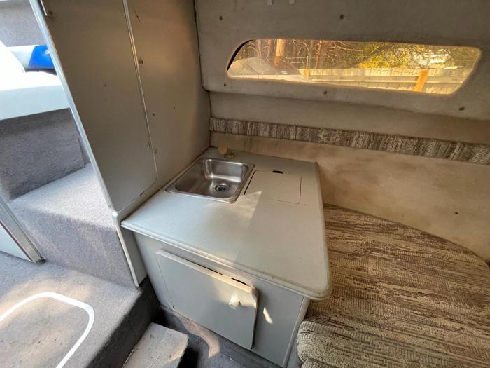 1994  Bayliner Marine Corp 2252 classic cruiser