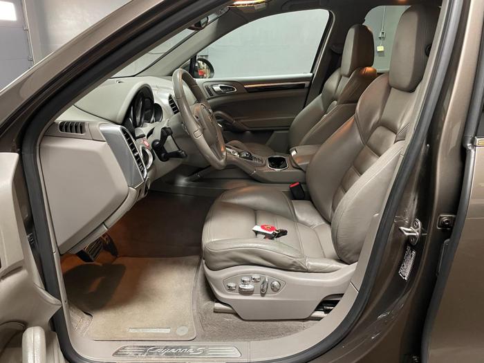 2013 Porsche Cayenne