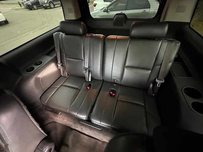 2014 cadillac escalade esv-awd-premium with 160814 miles for sale near burnsville, minnesota 19f23018d3cd45018a13fa7020f25515.jpeg