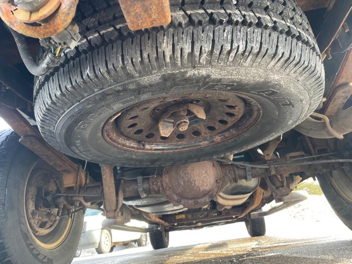 2006 chevrolet silverado-1500 ls-ext.-cab-4wd with 245271 miles for sale near fridley, minnesota 1a0b67f795464cfe82086f74065a9cde.jpeg