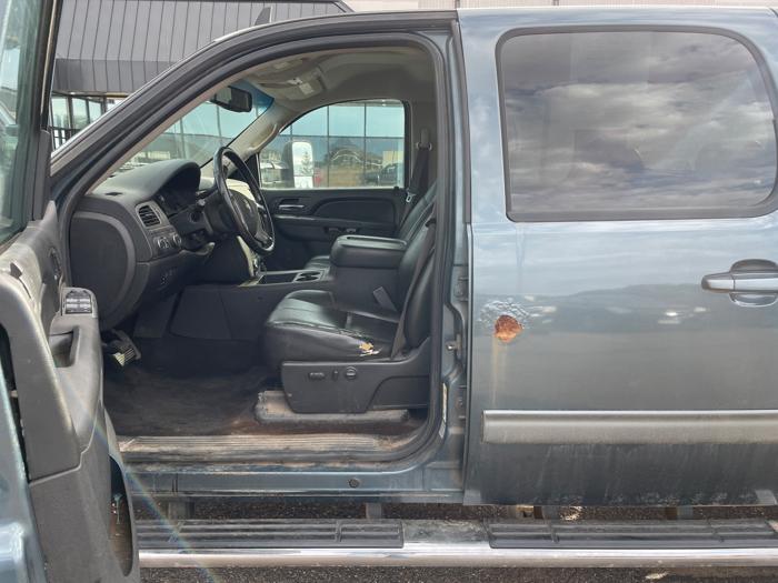 2012 chevrolet silverado-2500hd ltz-crew-cab-4wd with 209838 miles for sale near north-branch, minnesota 1a0d3fc3de134640a43d7f6ba49a1262.jpeg