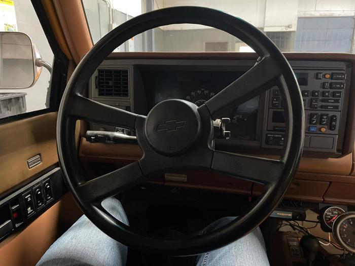 1989 chevrolet gmt-400 with 146816 miles for sale near elk-river, minnesota 1a1a9f3daa4d499e9d7930fe120c8eb3.jpg
