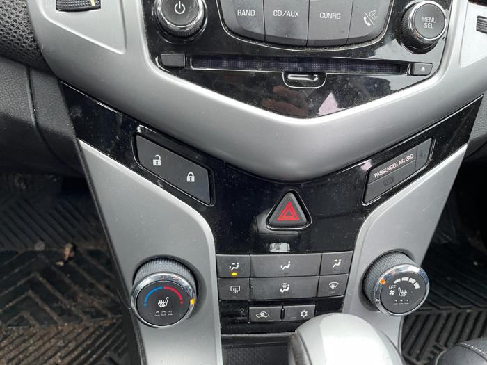 2012 chevrolet cruze lt with 185415 miles for sale near elk-river, minnesota 1a36f02a4485451d9d67993cc2c3c534.jpg