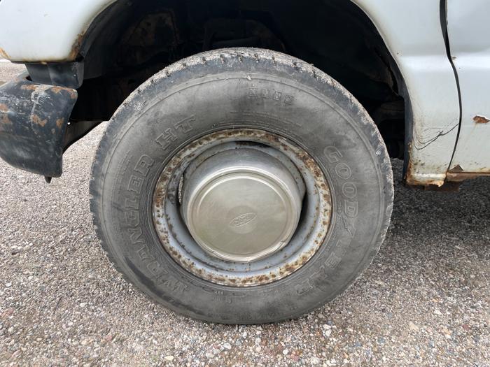 2002 ford econoline e350-super-duty-extended with 231870 miles for sale near elk-river, minnesota 1a47adc798384a368e5176fbdeb7ad1b.jpeg