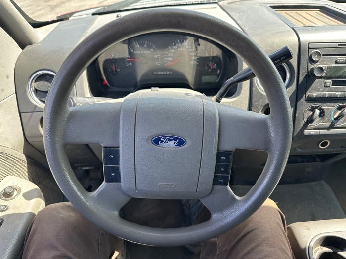 2006 ford f-150 lariat-supercab-2wd with 204277 miles for sale near elk-river, minnesota 1a489b4b6ae74393bcaef23d79977647.jpeg