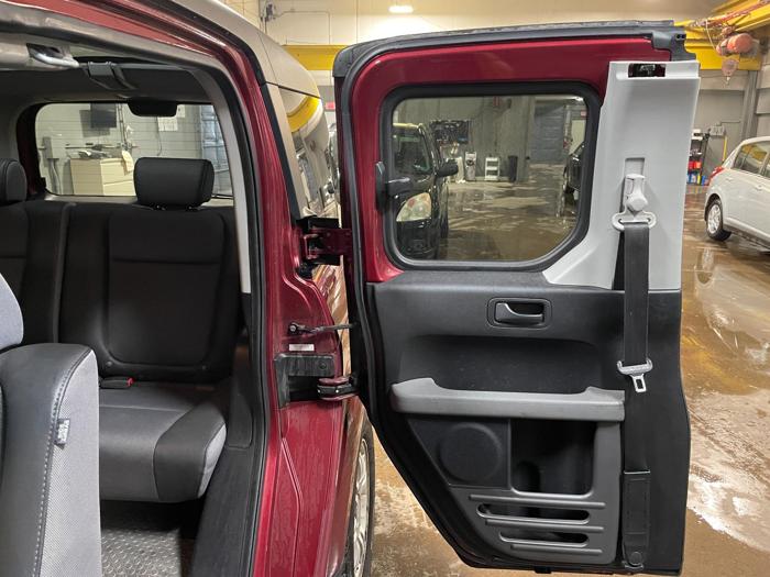 2006 honda element ex-p-4wd-at with 120755 miles for sale near elk-river, minnesota 1a61806f156c474eb5d816f3312f779c.jpg