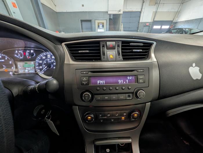 2013 nissan sentra s-6mt with 189525 miles for sale near elk-river, minnesota 1a84ae14a90341b5bf8e9df5d6801189.jpg