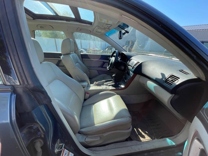 2006 subaru outback 2.5i-limited-wagon with 247359 miles for sale near elk-river, minnesota 1aa8339e5c2f479ba87f8b936fa2e67b.jpeg