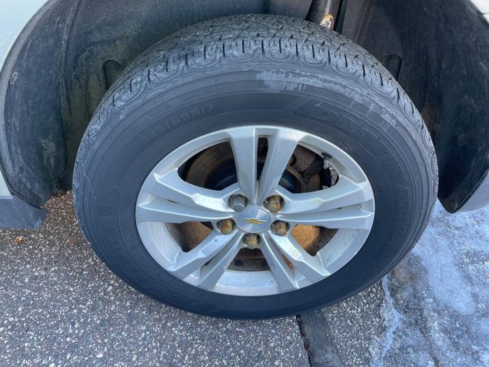 2015 chevrolet equinox ls-2wd for sale near fridley, minnesota 1aabb58834044843a8b52e4ae9884098.jpeg