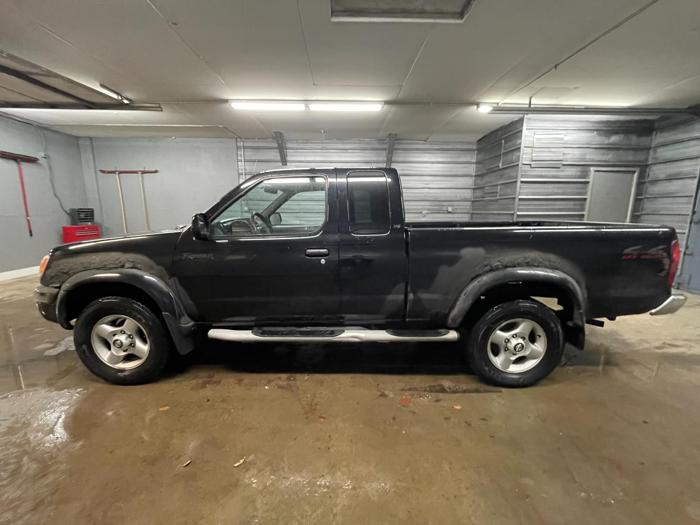 2000 nissan frontier with 214791 miles for sale near elk-river, minnesota 1aada3000afd4094b097968a6e44c2bb.jpg