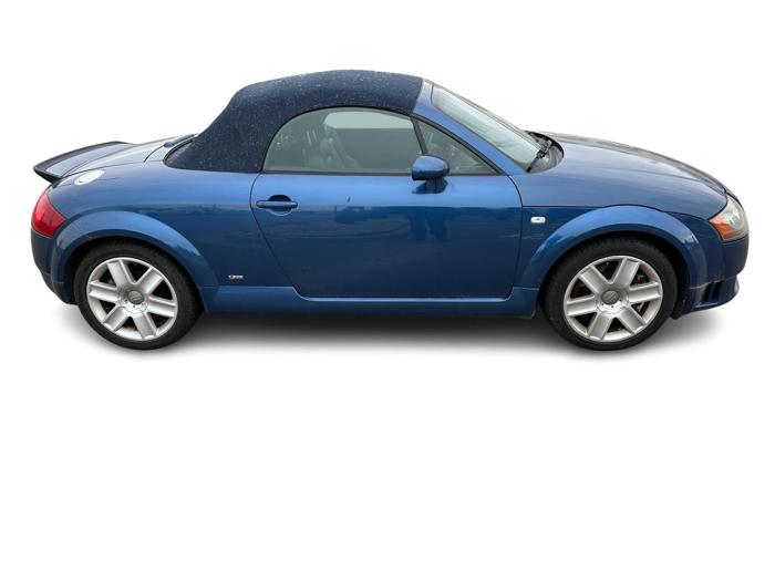 2004 audi tt roadster-quattro-(250-hp) with 126058 miles for sale near burnsville, minnesota 1b3b879681774e37b7f237c90cc08ab0.jpg