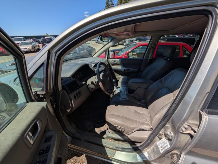 2006 mitsubishi endeavor limited-awd with 231838 miles for sale near elk-river, minnesota 1b4210e695f640538465f11beaae93e8.jpg