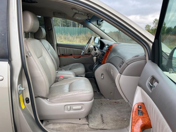 2007 toyota sienna xle-fwd with 212907 miles for sale near elk-river, minnesota 1b49e2af1ffc45369927f460bbafc12f.jpeg