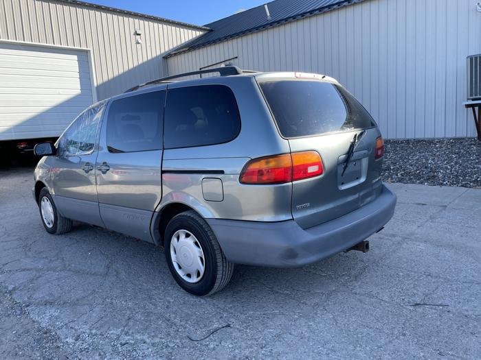 2000 toyota sienna le with 228134 miles for sale near elk-river, minnesota 1b4a53d5105e415d93f4fa348cb41dbd.jpg