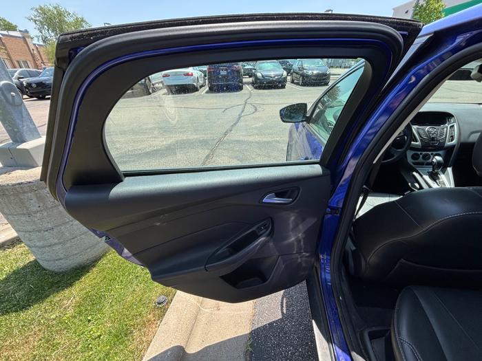2014 ford focus se-sedan with 152315 miles for sale near savage, minnesota 1b7c456c88a74922959b68c1fc5e00ef.jpeg