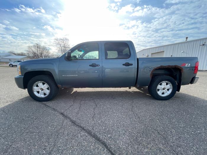 2010 chevrolet silverado-1500 lt1-crew-cab-4wd with 211196 miles for sale near annandale, minnesota 1baefe094def4f3fac6fcf431fda3b9a.jpeg