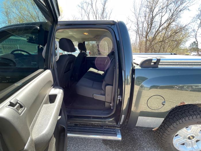 2013 chevrolet silverado-1500 lt-crew-cab-4wd with 223817 miles for sale near brainerd, minnesota 1bfb4e365ec749c0a2c5c74795011caf.jpeg