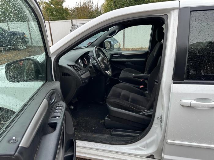 2015 dodge grand-caravan se with 198740 miles for sale near elk-river, minnesota 1c2d51a14e36476bab29eb52c1fd5b5e.jpg