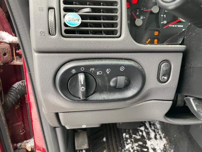 2005 ford explorer xlt-4.6l-4wd with 133843 miles for sale near elk-river, minnesota 1c321aa7907b4b37ae52ea7e63e273a8.jpeg