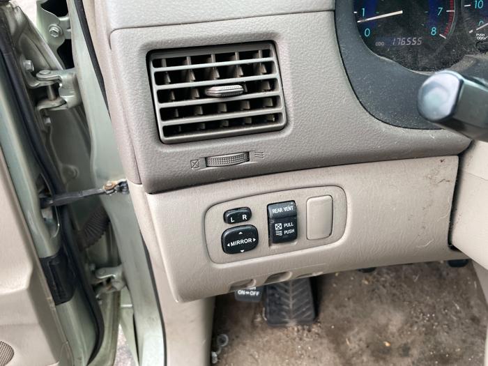 2009 toyota sienna ce-fwd-7-passenger with 176555 miles for sale near elk-river, minnesota 1c39fd023be7498fbc0ac5cf4519579d.jpeg