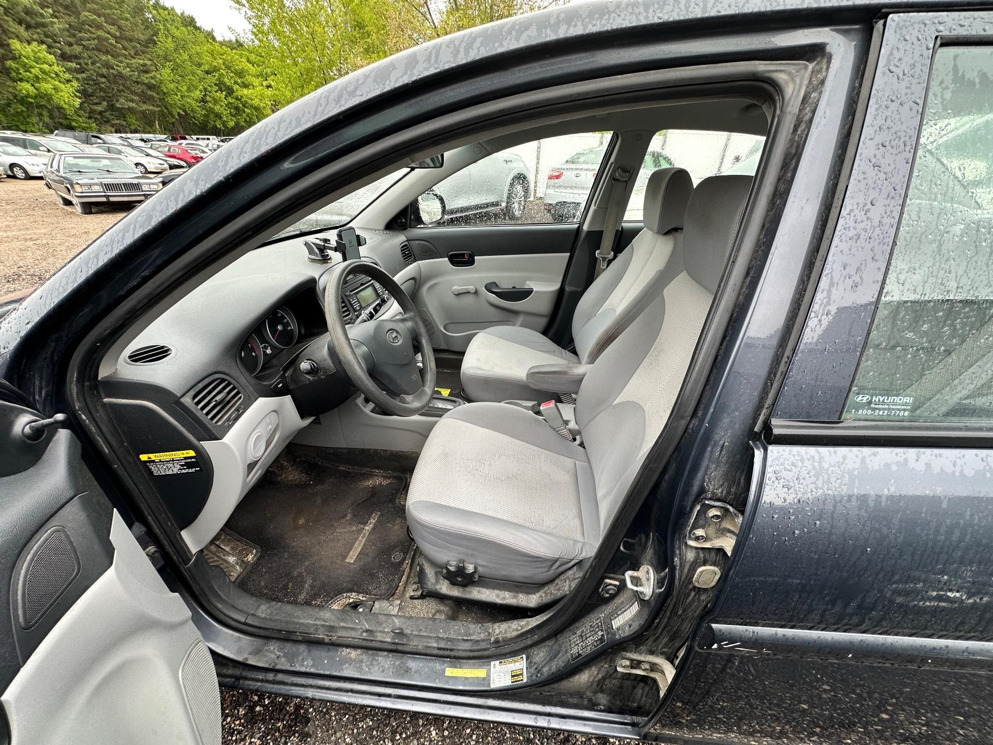 2010 hyundai accent gls-4-door with 103582 miles for sale near elk-river, minnesota 1c5d836c9a0945eeaacd07b20040b9ea.jpeg