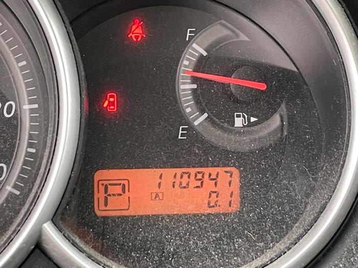 2011 nissan versa 1.8-sl-hatchback with 110947 miles for sale near elk-river, minnesota 1c614f0da097425187cd962415f49ad6.jpeg