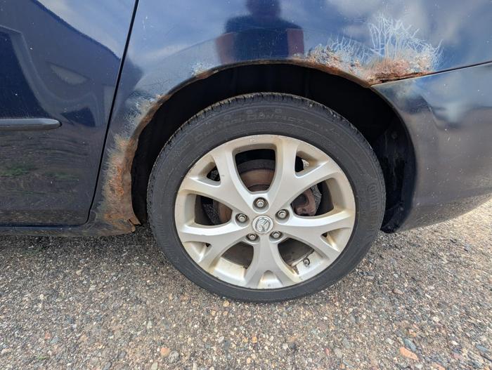 2009 mazda mazda3 i-sport-4-door with 175914 miles for sale near elk-river, minnesota 1c90e0baeef840d78938d053da46693b.jpg