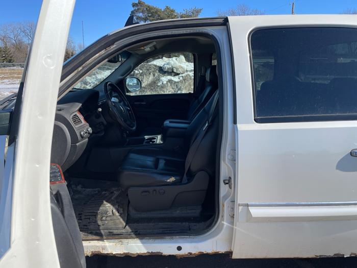 2011 chevrolet silverado-1500 ltz-crew-cab-4wd with 211676 miles for sale near fridley, minnesota 1c9544e065f0490ca8bd6c8bc1750ed1.jpeg