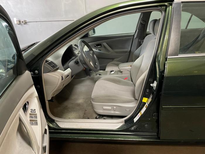 2011 toyota camry base with 199981 miles for sale near elk-river, minnesota 1cf4e141045f407d9c5780824de25dfe.jpg