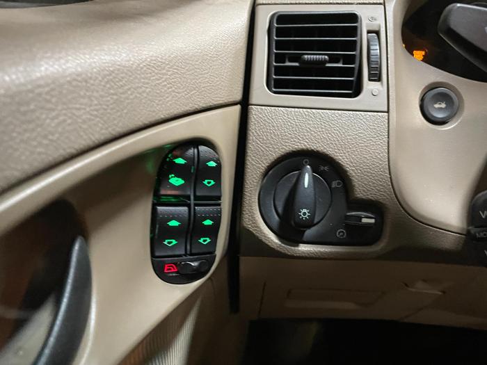 2005 ford focus se with 252701 miles for sale near elk-river, minnesota 1cf53419147542e88126841f69315c2b.jpg
