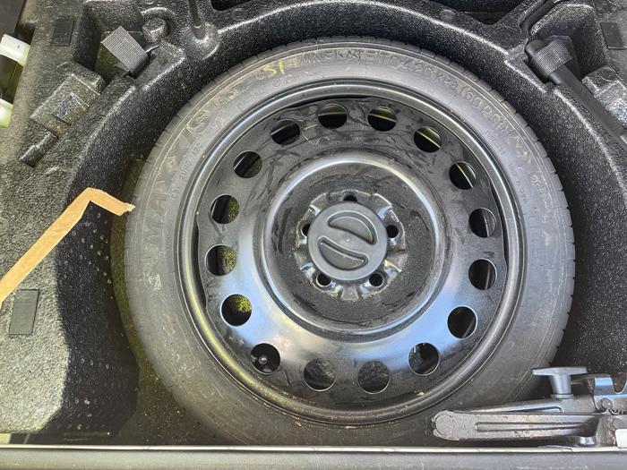 2016 chevrolet equinox ltz-2wd with 152830 miles for sale near fridley, minnesota 1d0205b1a27b4de5a19afaf04bc81b6b.jpeg