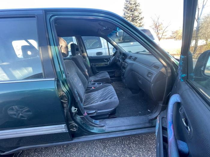 2000 honda cr-v ex-4wd with 339696 miles for sale near fridley, minnesota 1d2183b0c2b645069f6a2a74bfb879af.jpeg