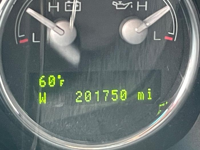 2007 lincoln mark-lt 4wd with 201750 miles for sale near elk-river, minnesota 1d2a8908fd544f72bd0f82f45e4e9c0d.jpeg