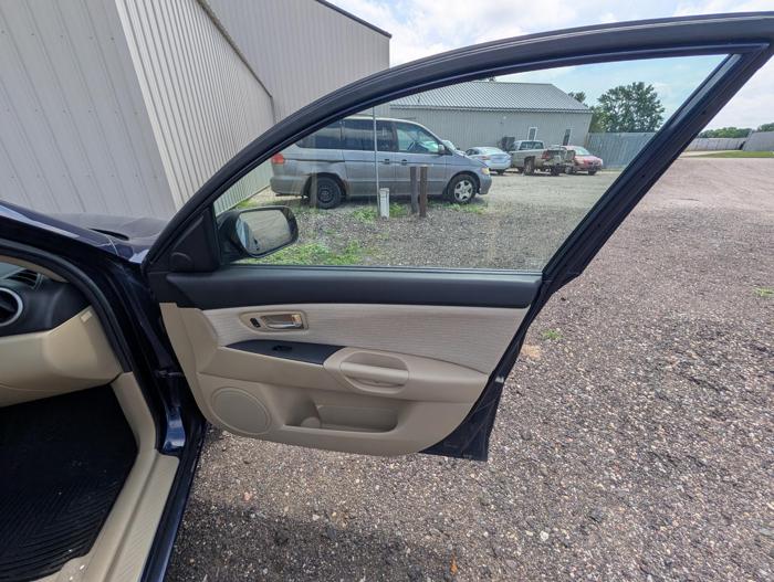 2009 mazda mazda3 i-sport-4-door with 175914 miles for sale near elk-river, minnesota 1d2f266623e445c2b95511b8cde23872.jpg