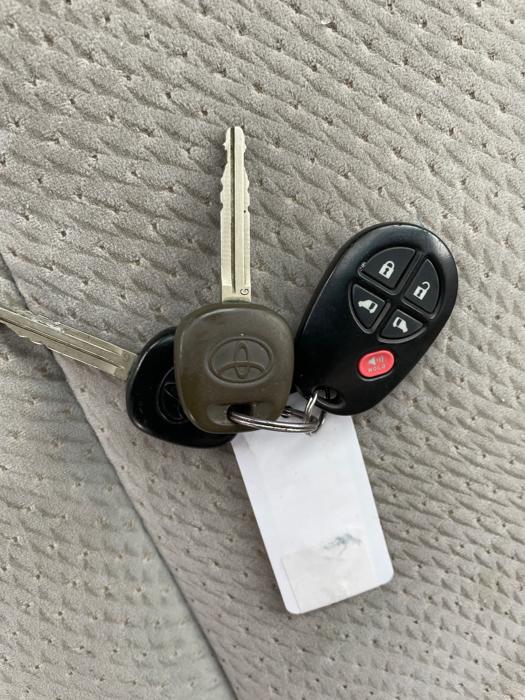 2011 toyota sienna le-8-pass-v6 with 361915 miles for sale near elk-river, minnesota 1d4ab21cddbe4dfe8e8ef6dffa1ffda6.jpeg